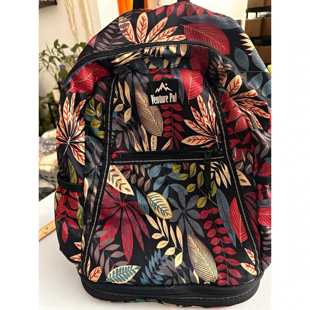 Venture Pal Floral Backpack Black/Multicolor Zip, Bottle Pocket